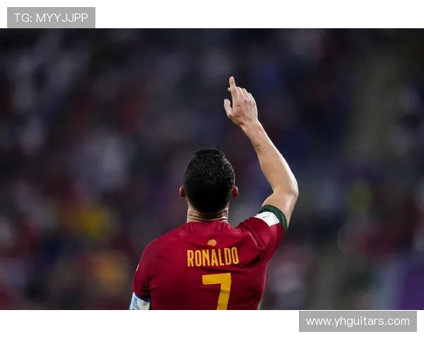 C罗谢幕之战:最后一届世界杯的荣耀与落寞背后的时代回响与传奇 C罗谢幕之战:最后一届世界杯的荣耀与落寞背后的时代回响与传奇