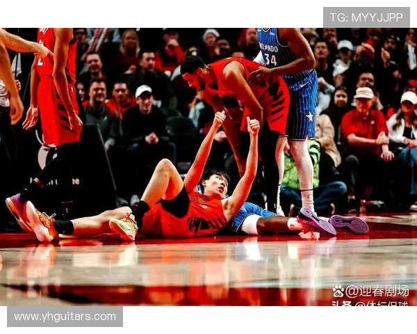 开拓者上半场落后8分杨瀚森依旧未能获得出场机会引发关注