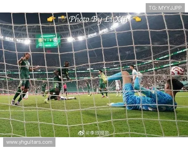 王刚精准助攻法比奥头球破门国安领先三镇开启胜利之门